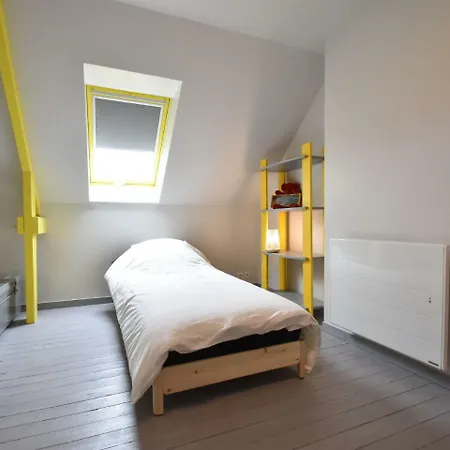 Spacious In With Terrace