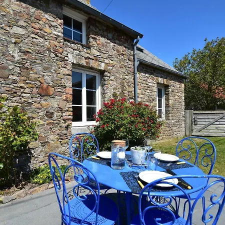 Spacious In With Terrace Feriehus *